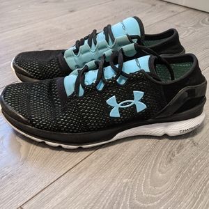Under Armour Speedform black and blue shoes size 7